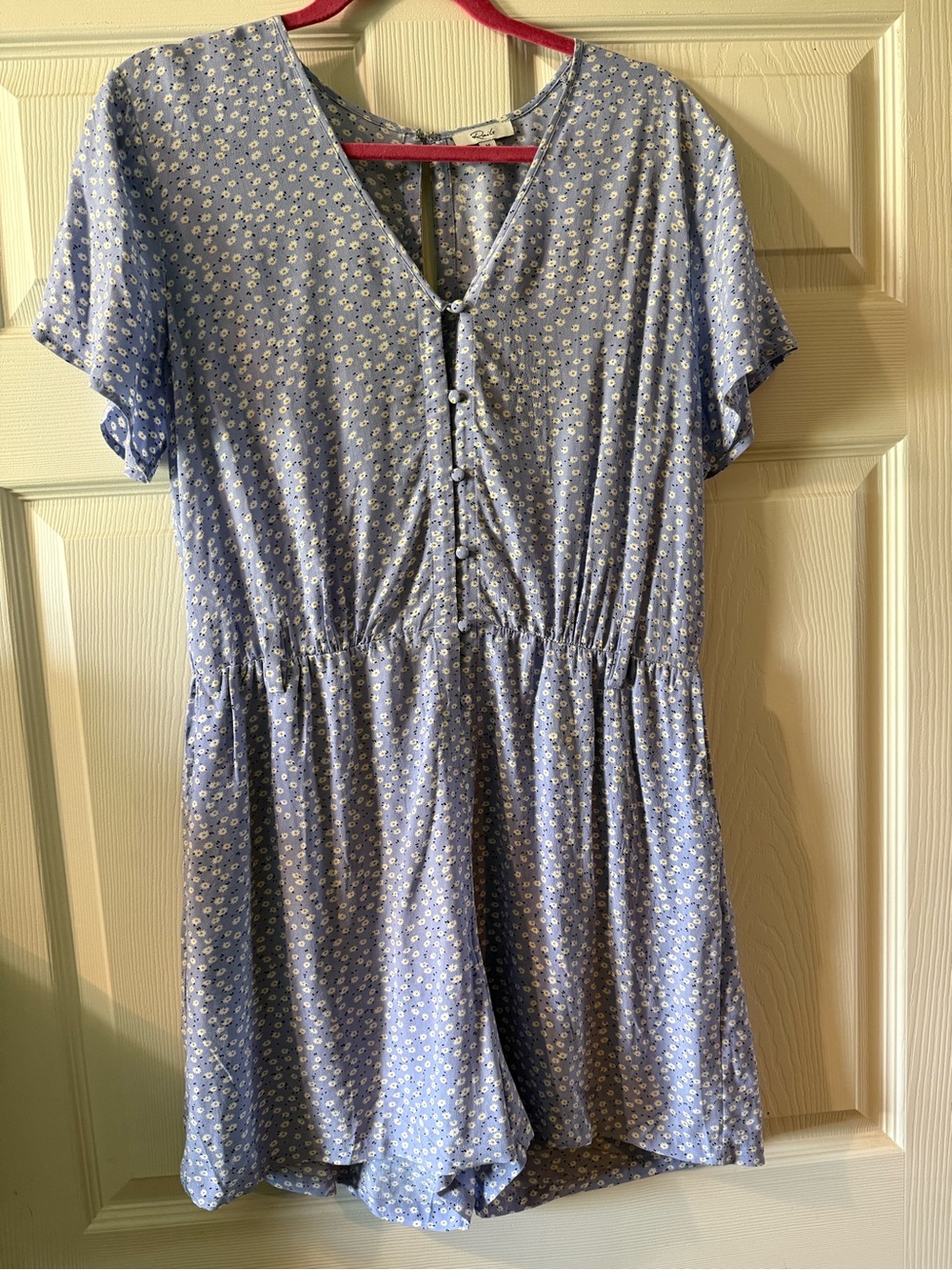 Rails Sophia Sky Blue Daisies Floral Romper Belted Pockets Medium - Picture 5 of 9